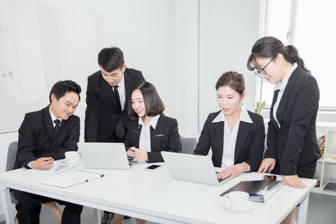 成立勞務(wù)派遣公司及商務(wù)信息咨詢服務(wù)公司的條件與要點(diǎn)